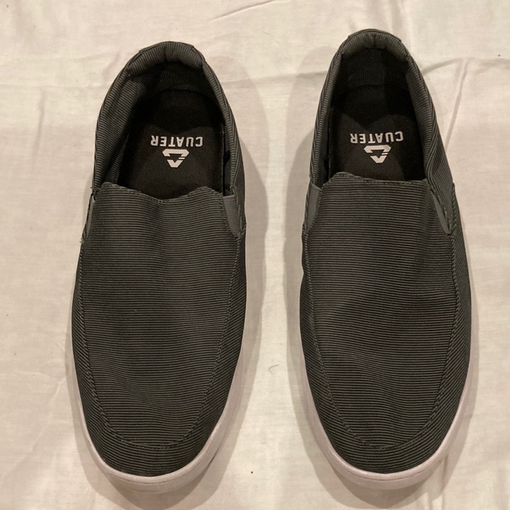 Travis Matthew Cuater Phenom Slip On Grey Striped